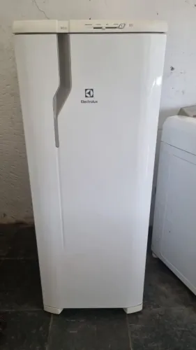 Geladeira Electrolux 240L Degelo em Ótimas Condições Funcionando Perfeitamente