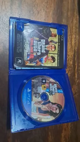 Vendo GTA 5 . 170 E MANDO OUTRO DE BRINDE PRA VENDER LOGO * ZAP nao entrego
