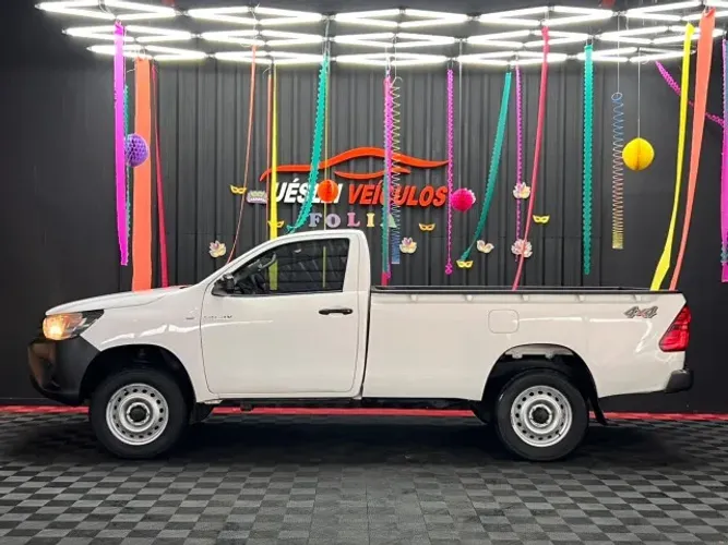 Toyota Hilux Chassi 4X4 2.8 TDI Diesel Mec. 2022