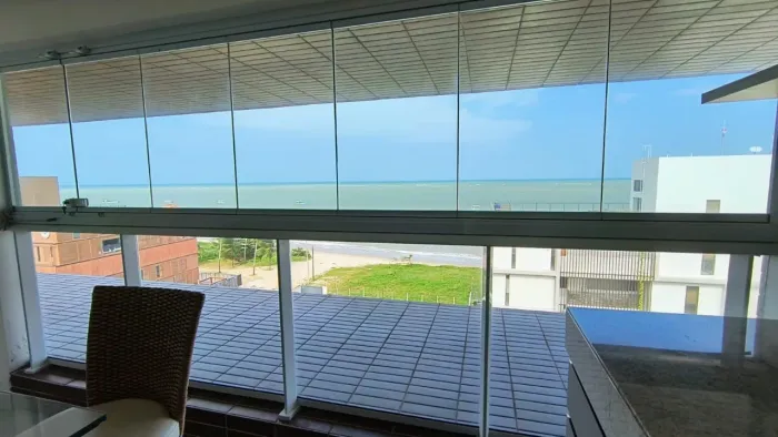 Apartamento para Venda em Cabedelo, Camboinha, 3 dormitórios, 3 suítes, 4 banheiros, 2 vag