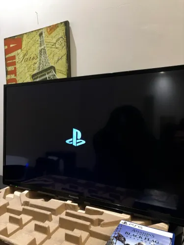 TV PANASONIC 32 POLEGADAS - Suporte de parede apenas