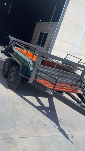 Carretinha trucada Apronta-entrega