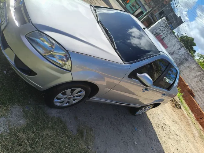 Fiat Siena EL 1.0 MPI Fire Flex 8V 4P 2015