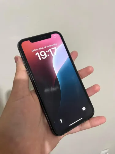 IPHONE 11 MUITO CONSERVADO 