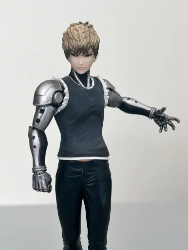 Figure One Punch Man!! Genos Banpresto original SEM CAIXA