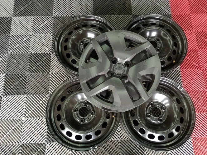 Rodas Novas Aro 15 Aço+Calotas -TERA