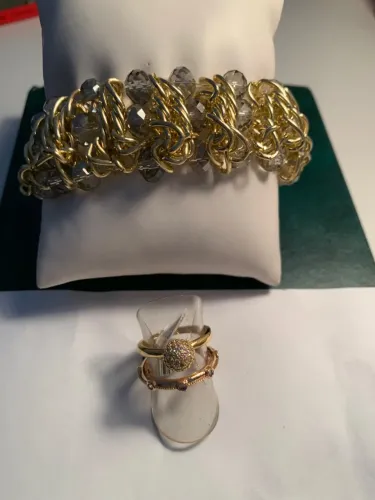Conjunto de anel solitário e pulseira