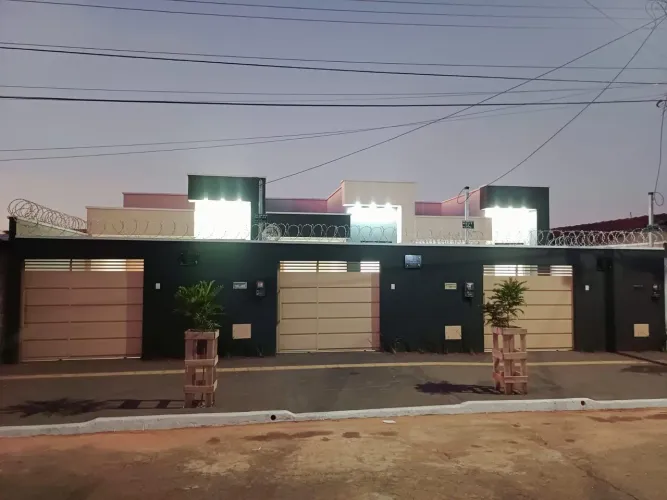 Casa de 3\4 Sala pé direito alto, cozinha espaçosa, frente moderna 400 Mil WhatsApp