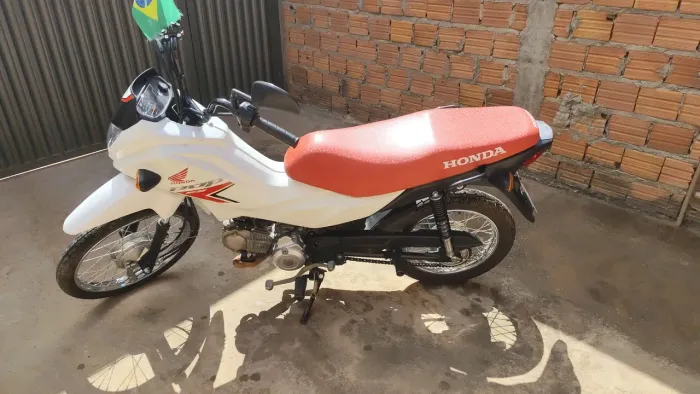 VENDO MOTO POP 2025/2026