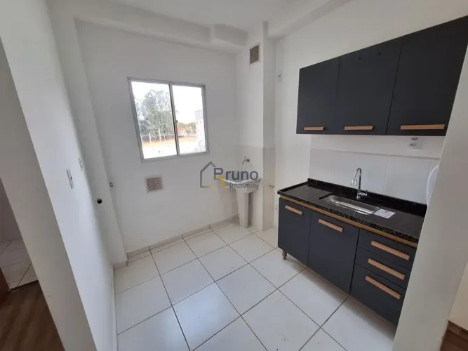 Apartamento com 2 Quarto(s) e 1 banheiro(s) para Alugar, 42 m² por R$ 1400 / Mês