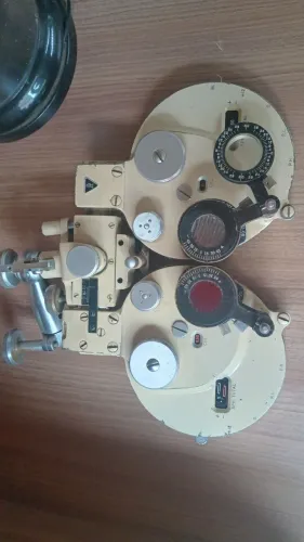 Grees refrator oftalmologia