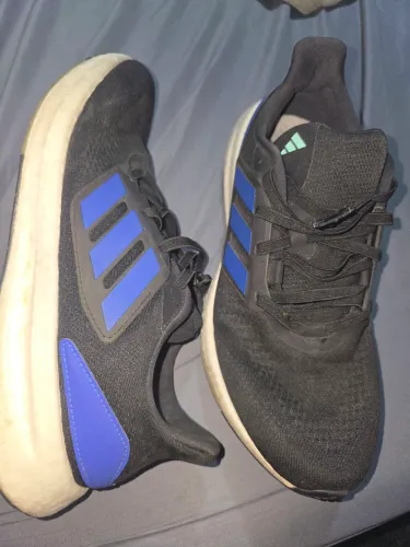 Tênis adidas pureboost 45br. Troco