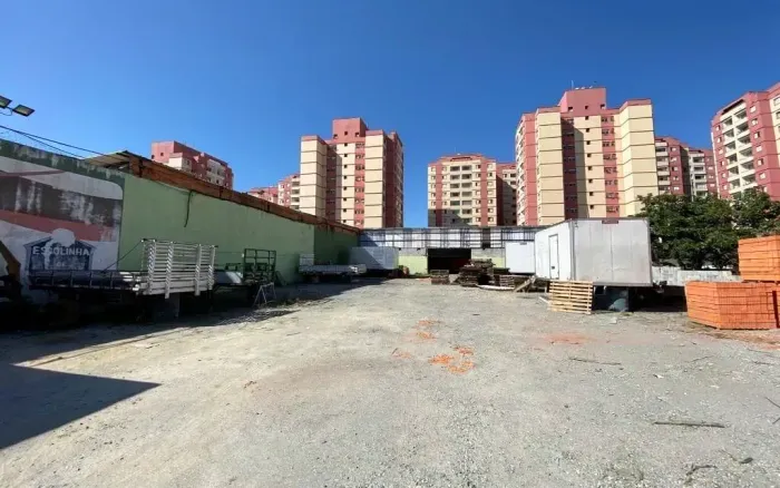 Imóvel para venda possui 3067 metros quadrados em Jardim Colonial - São Paulo - SP