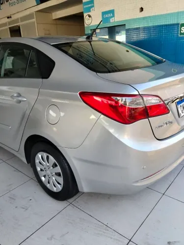 Hyundai HB20S C.plus/c.style 1.6 Flex 16V Mec.4p 2015