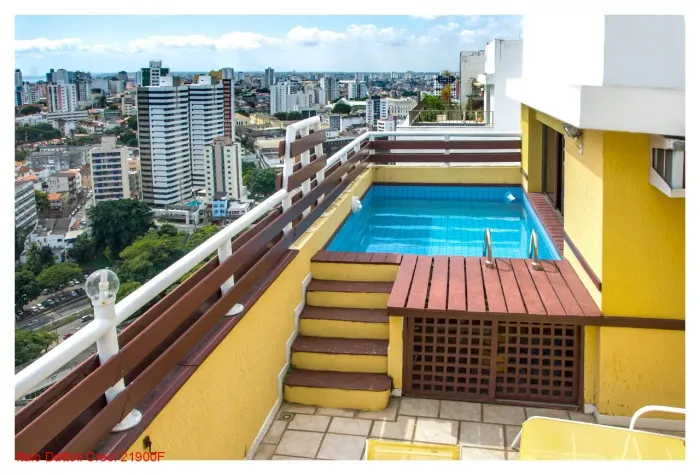 Excelente cobertura duplex, 4/4 sendo 2 suítes, 2 vagas soltas, Bem localizado, Graça, Sal