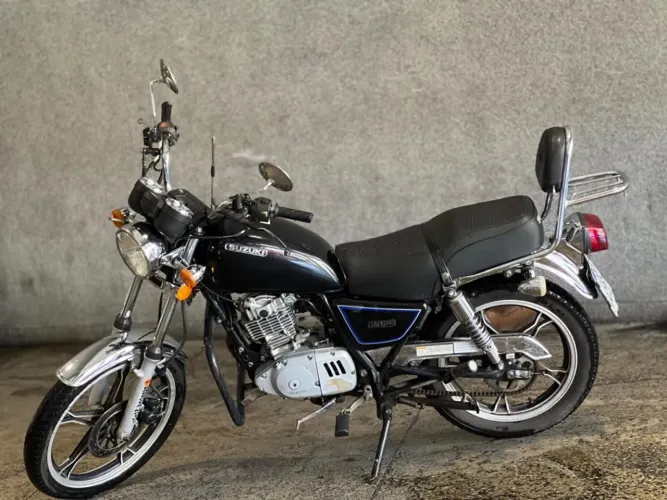 Suzuki Intruder 125 2013