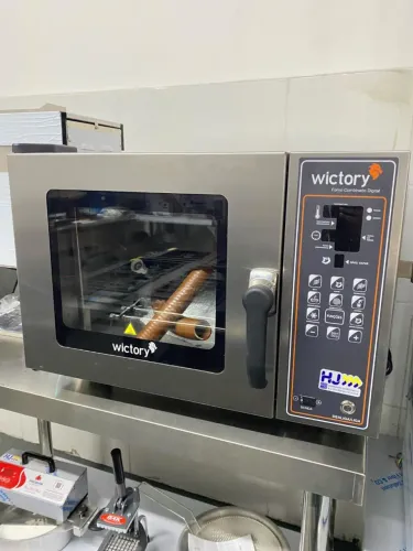 NZ. Forno combinado 3 GN's WICTORY 