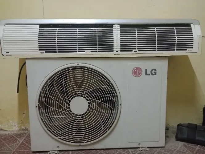 Ar-Condicionado Split 18.000 BTUs - Usado - R$ 1.000