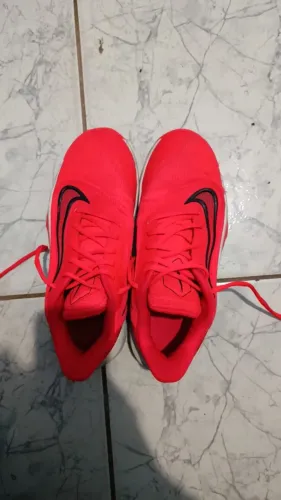 Tênis Nike precision 7