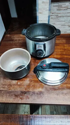 Panela de pressão elétrica Walita 5L