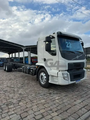 VOLVO VM 330 6x2 2022