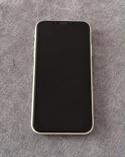iPhone 11 branco 