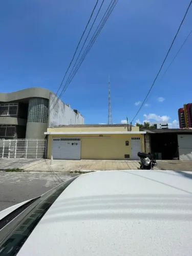 Casa no Farol, 3 quartos, Garagem coberta, Quintal