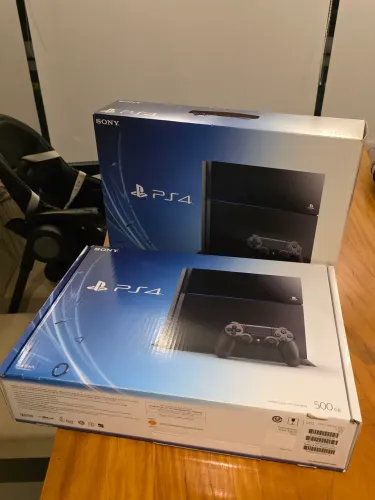PS4 2TB + 2 CONTEOLES + 6 JOGOS