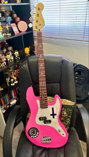 Fender Signature Mark Hoppus (Blink182)