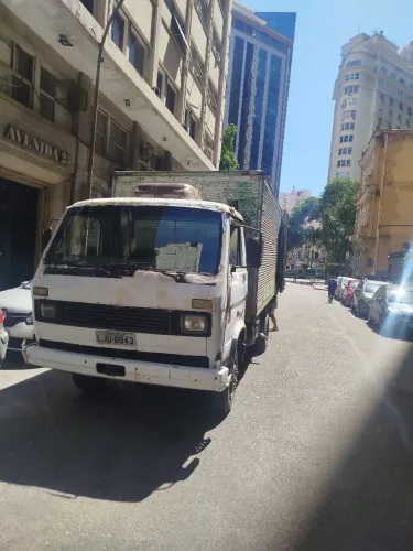 Caminhão 3/4 6.90