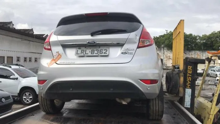 Lanternas do Ford new fiesta titanium 2015