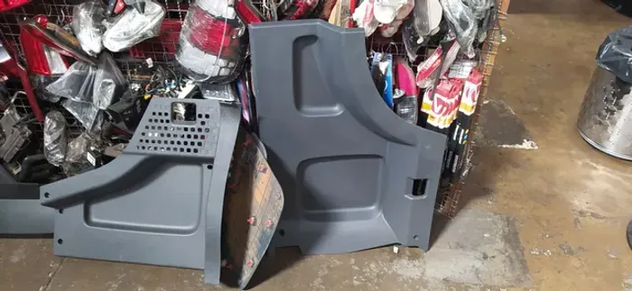Forro lateral interno baú Fiorino 2014....