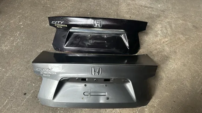 Tampa de mala Honda city 10/14
