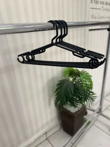 3 dúzias do Cabide Closet