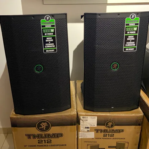 Par de Caixas de Som Mackie THUMP 212 1400W