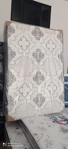 CAMA BOX CASAL ESPUMA SELADA NOVA