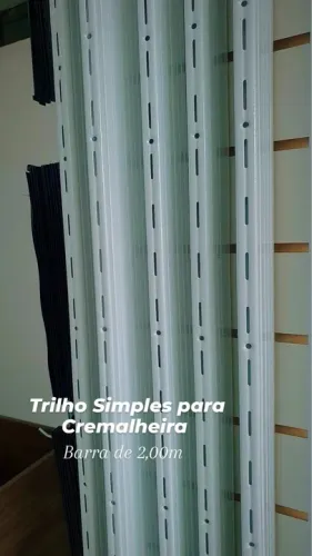 Trilho simples branco 2m