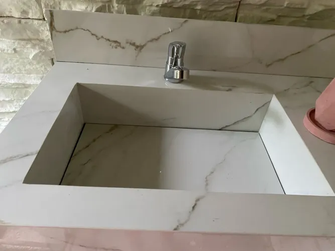 Lavatório em porcelanato 