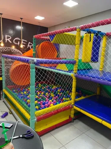 Kid play 