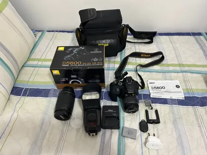 Nikon D5600 R$ 4.000,00