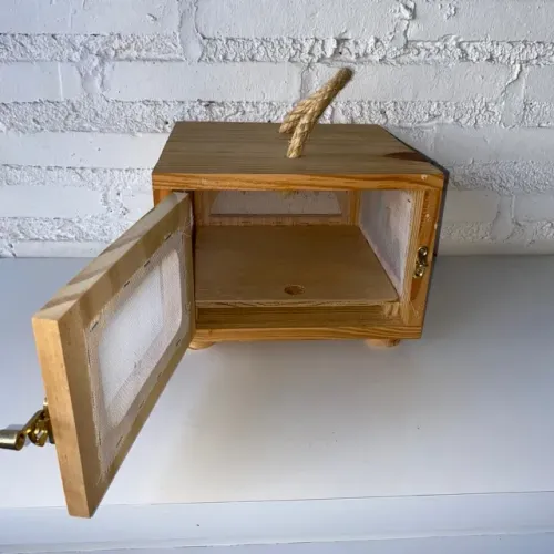 Ref. 412 Caixa de madeira armário para cura curtir queijo, linguiça, salames, queijeira