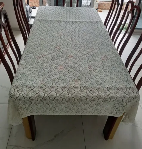 TOALHA DE MESA EM RENDA