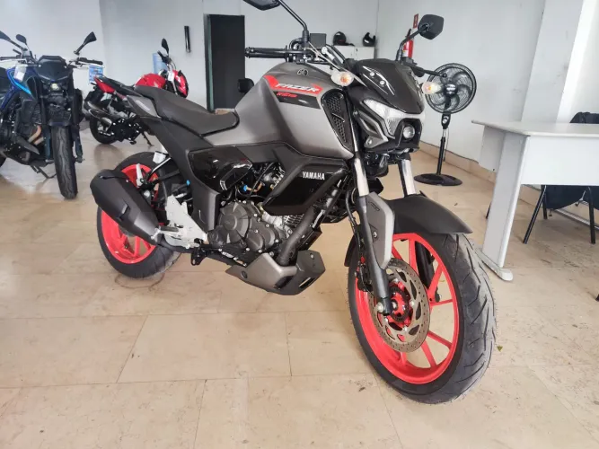 YAMAHA FZ 15 CINZA 2025 0 KM SHALON MOTOS