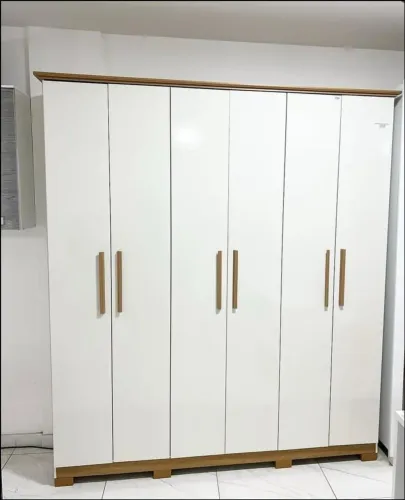 Guarda Roupa Casal 6 Portas Cover Henn - Entrega imediata!!