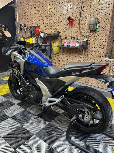 ? Honda NC 750X 2023 - Impecável! 