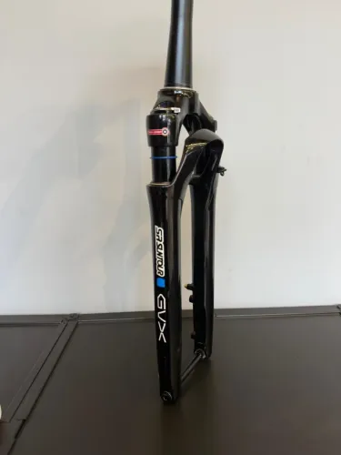 Suspensão Gravel Suntour GVX