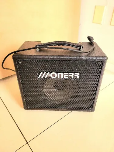 AMPLIFICADOR ONERR SNIPER 20W GUITAR, MUITO SOM PRA POUCO INVESTIMENTO, SUA VEZ DE TOCAR !