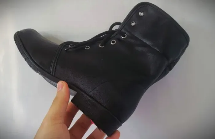 Bota 2 em 1 NOVA - ENVIO PARA TODO BR