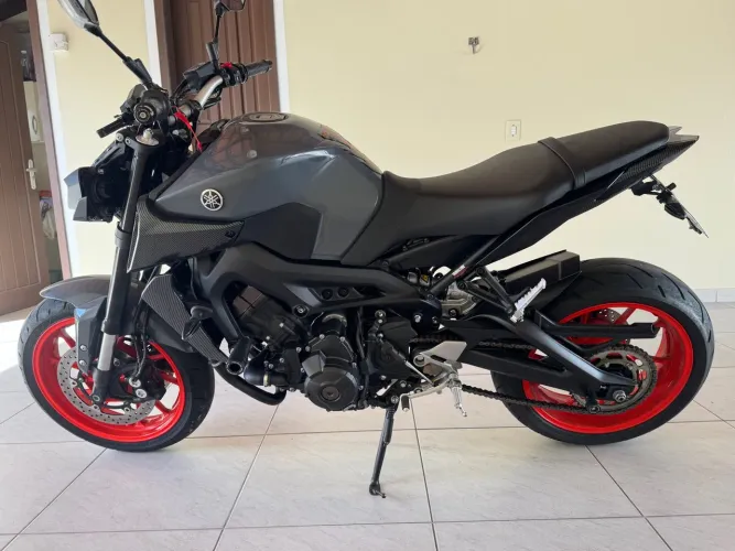 Moto mt-09 2023