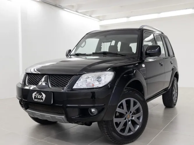 Mitsubishi Pajero TR4 2.0 Flex 16V 4X2 Mec. 2013